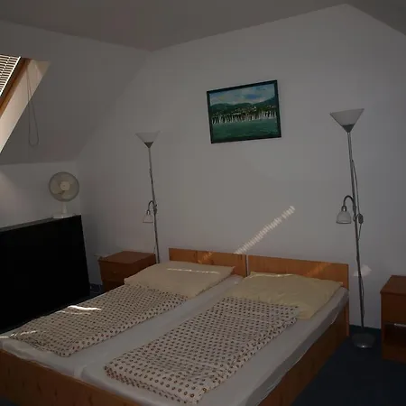 Siofok, Kele Apartmanhaz * Siofok